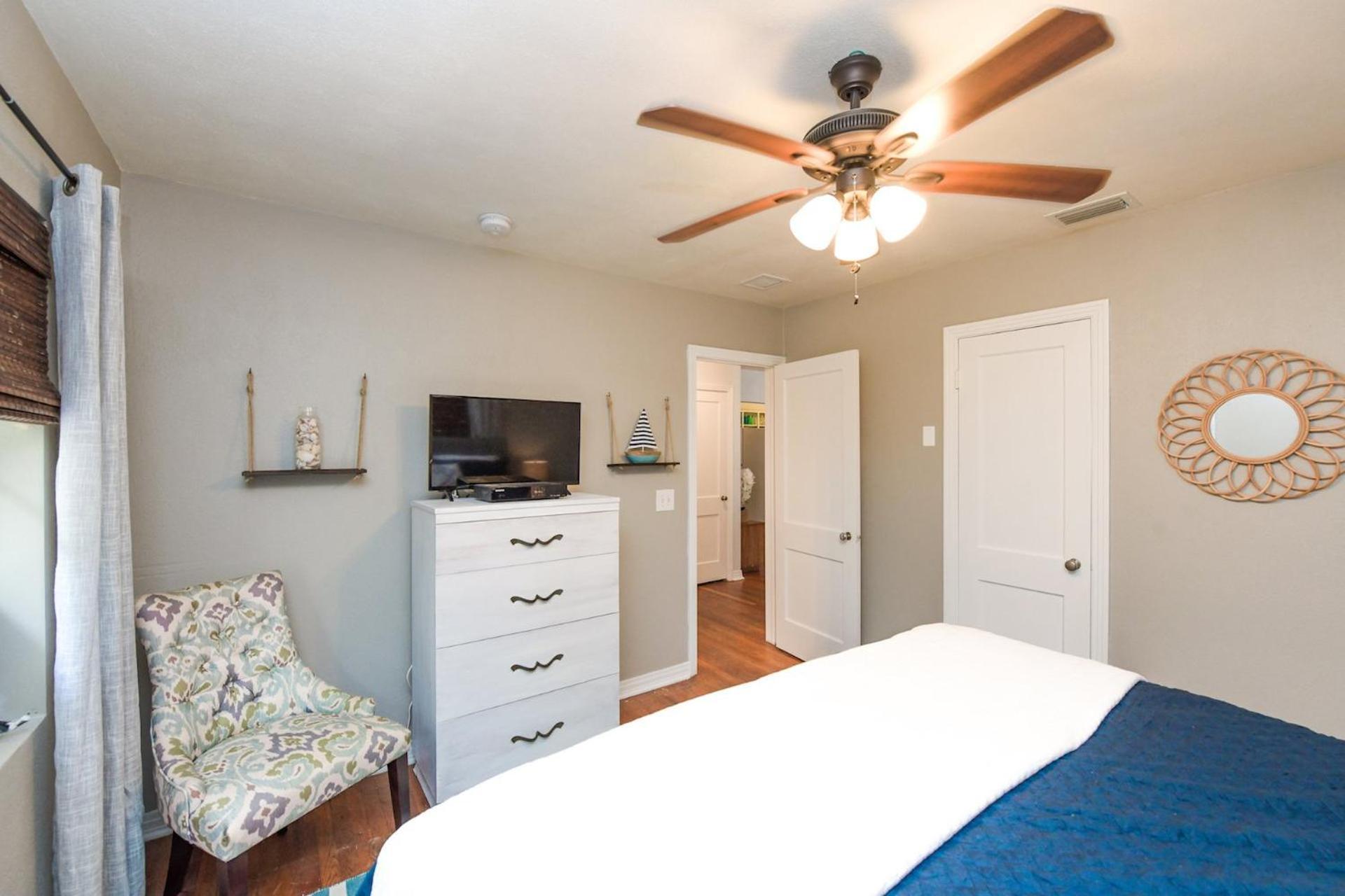 Casa Posada - So Close You Can Hear The Waves Historic Beach Cottage W Beach Gear Anna Maria Buitenkant foto
